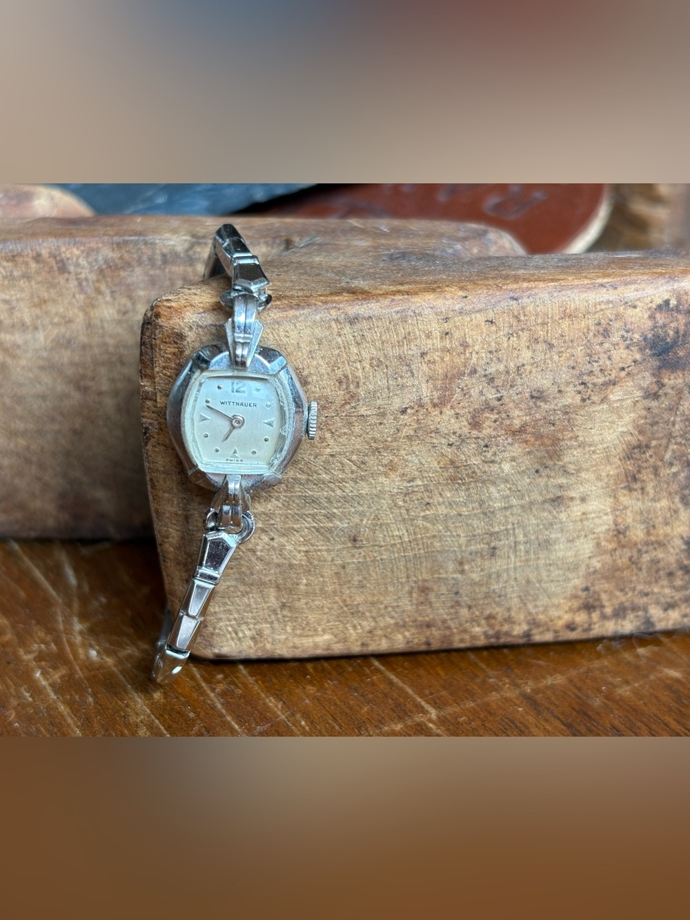 Vintage Women's Silver-Tone Bracelet Watch - Silver